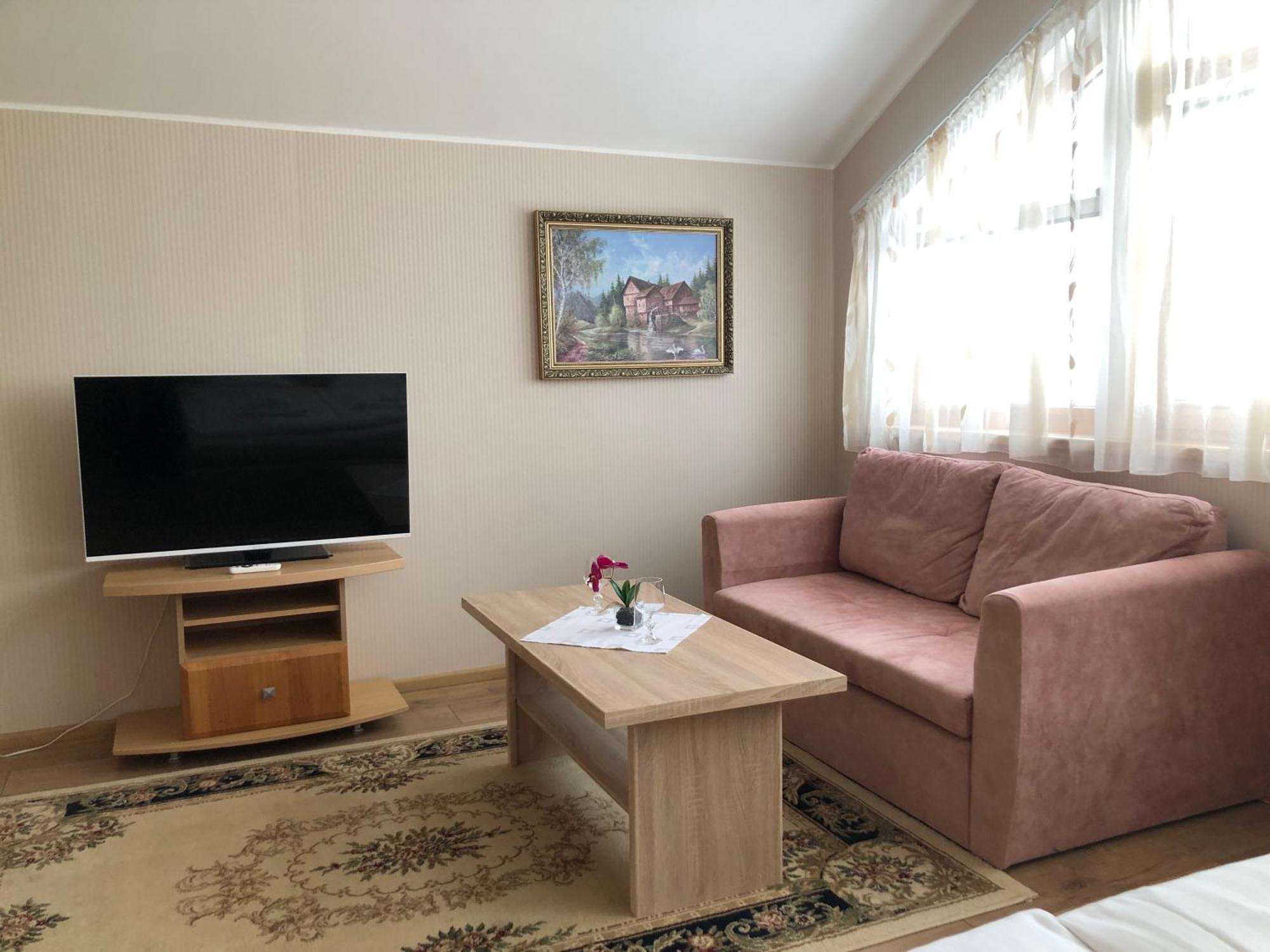 Riia Villa Тарту Экстерьер фото
