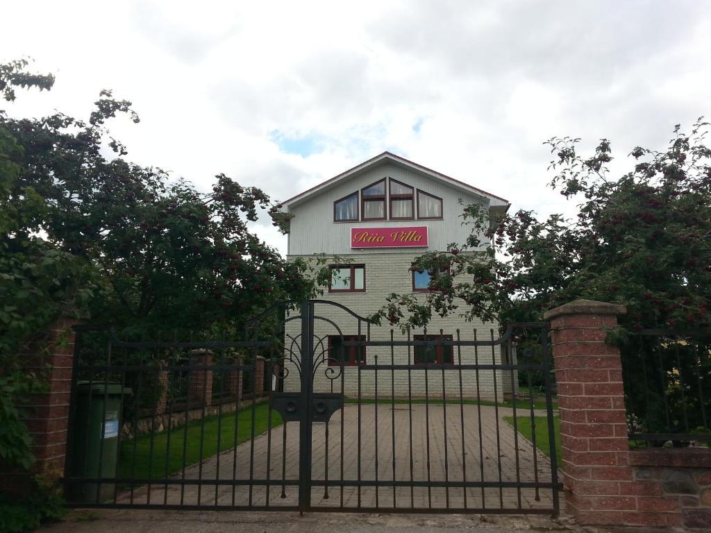 Riia Villa Тарту Экстерьер фото